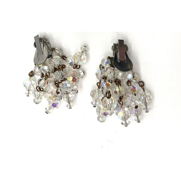 Vintage 50s AB Crystal Faceted Dangle Cluster Clip On Earrings 1.5in - Picture 1 of 3